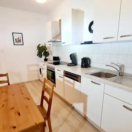 Elena Flat Sonnenblumen Zentrum Apartment *