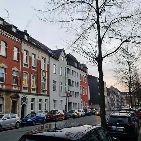 Апартаменты Elena Flat Sonnenblumen Zentrum *